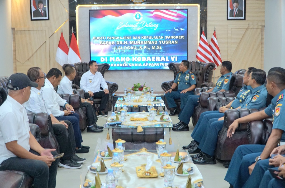 Bupati Pangkep dan Komandan Kodaeral VI